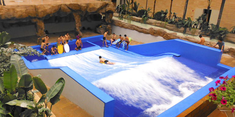 Canadian waterpark attractions featured at international venues_1