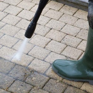 Outdoor floor cleaning with high pressure water jet