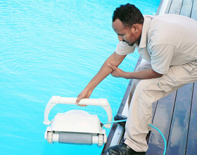 Robotic pool cleaners to now feature in retail stores