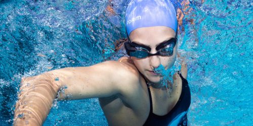 Sports technology company Form will be releasing smart goggles for competitive swimmers.